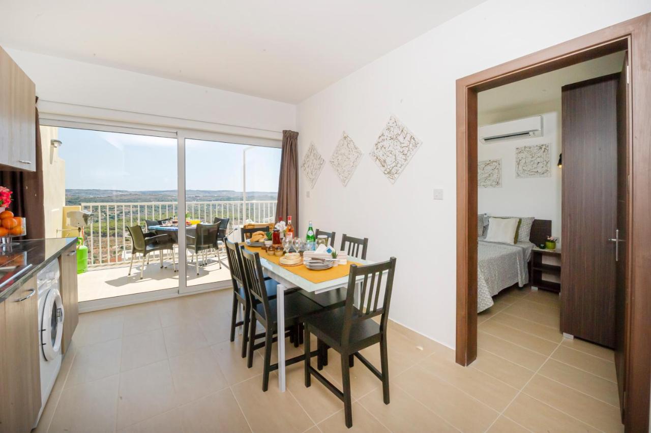 Summer Breeze Apartment With Terrace With Panoramic Views - By Getawaysmalta Mellieha Ngoại thất bức ảnh