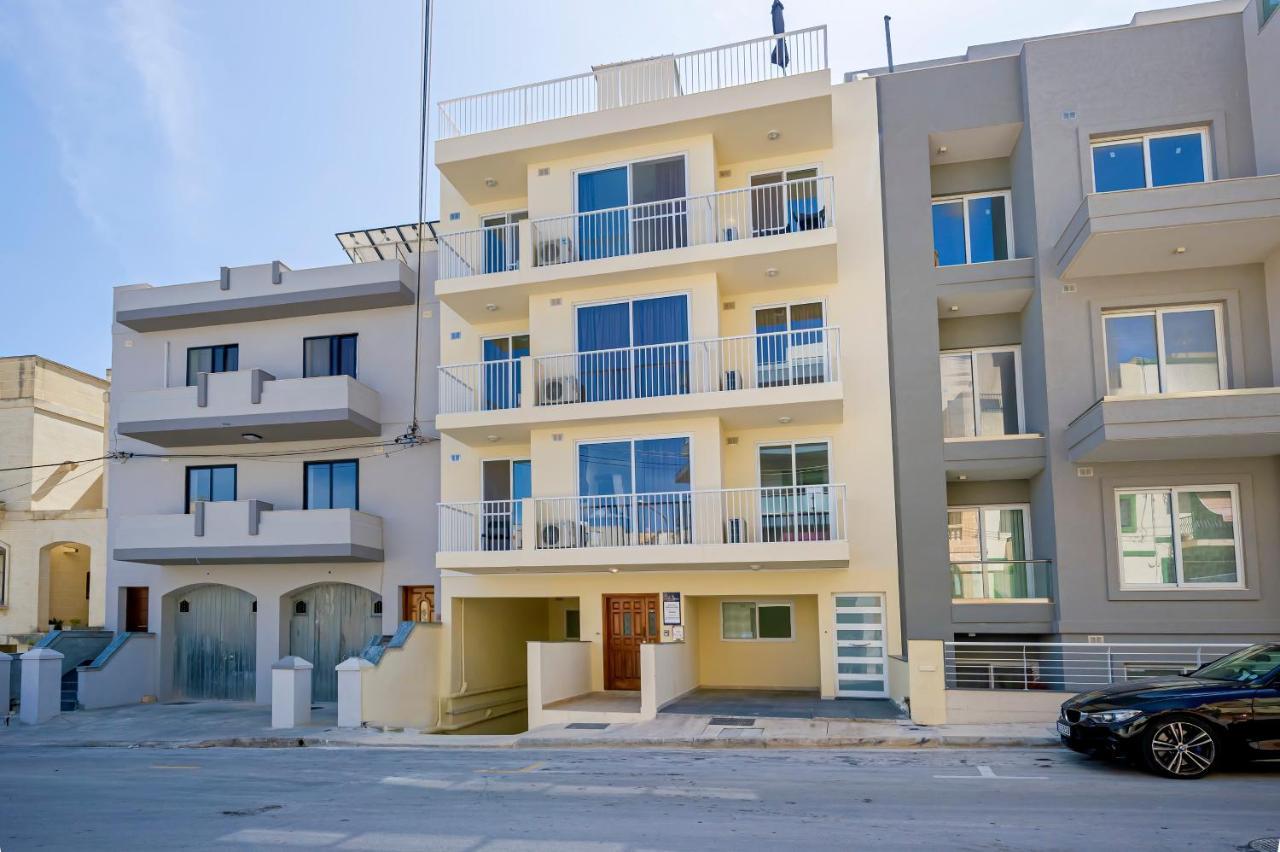 Summer Breeze Apartment With Terrace With Panoramic Views - By Getawaysmalta Mellieha Ngoại thất bức ảnh